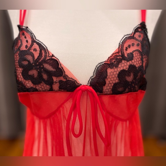 Vintage Doré sheer red nylon babydoll nightie nightgown - Picture 4 of 9